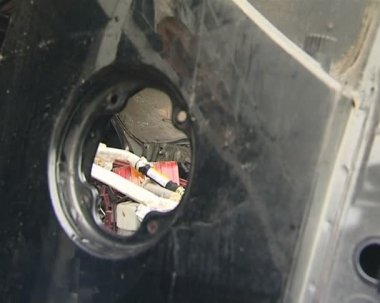 eski araba parçaları sökülmüş. İkinci el araba parçaları içinde ticaret.