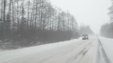 Araba kar sonbahar kış yol