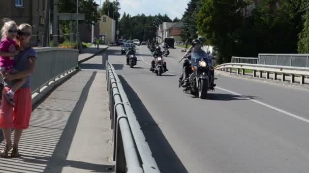 Rowerzysta motocykli — Wideo stockowe