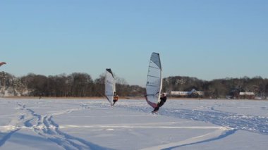 sörf kiteboarder hobi kış göl buz yelken