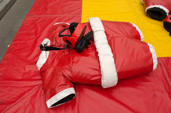 Vermelho sumô wrestler traje capacete — Fotografia de Stock