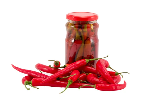 Punainen kuuma chili paprika marinoitu tuore potti — kuvapankkivalokuva