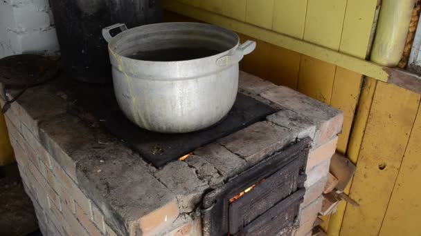 Pot cocina rural — Vídeo de stock