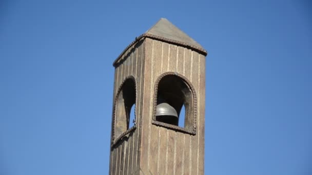 Glockenturm Imitation blauer Himmel — Stockvideo