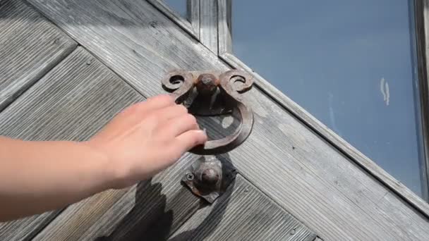 Mão maçaneta da porta campainha — Vídeo de Stock