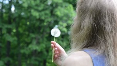 kadın darbe sowthistle