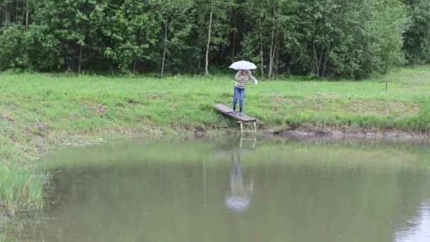 Woman umbrella rain — Stock Video