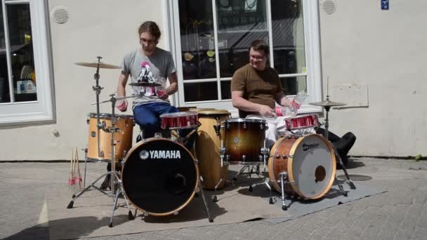 Coca cola bottle drum — Stock Video