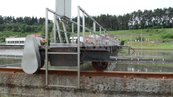 Cuenca de aguas residuales limpia — Vídeos de Stock