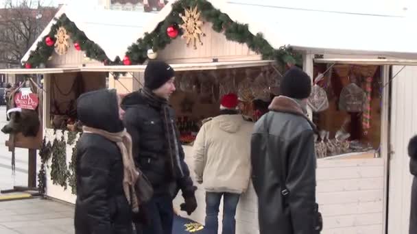 Kiosk mensen heerlijke — Stockvideo