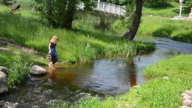 Kız kayalık akarsu