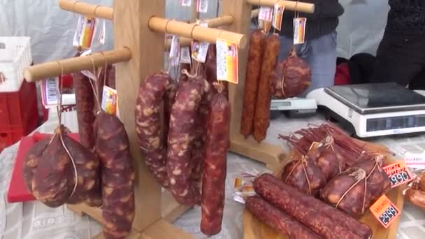 Smoked meat stall — Stock Video