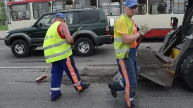 işçisi kamyon yükü asfalt