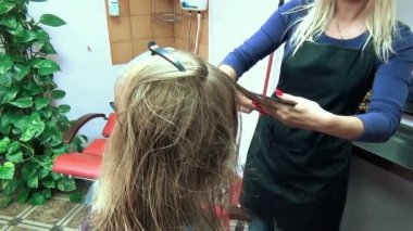 Salon müşteri saç