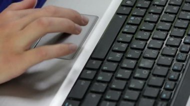 el dizüstü touchpad