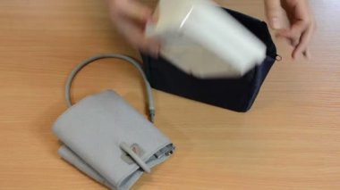 Hemşire el baskı aracı