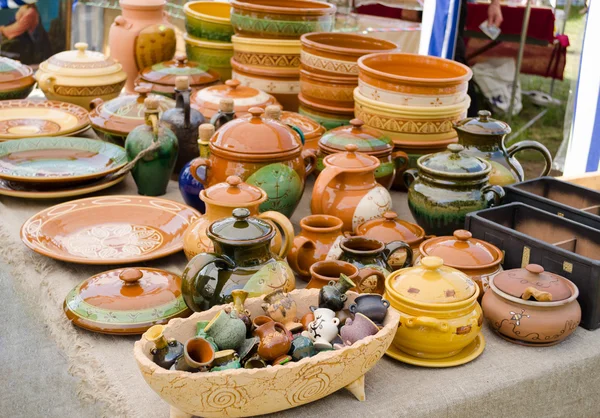 Handmade ceramic clay ware souvenirs street market — Stock Photo, Image