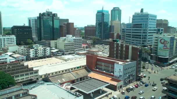 Downtown Afrikansk Stad Med Marknad Och Fotgängare — Stockvideo