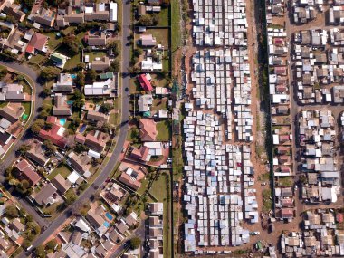 Güney Afrika 'nın havacılık kasabası ve varlıklı banliyöleri