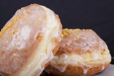 Taze donut.