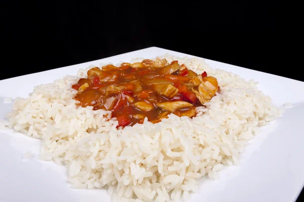 Pollo agrodolce con riso . — Foto Stock