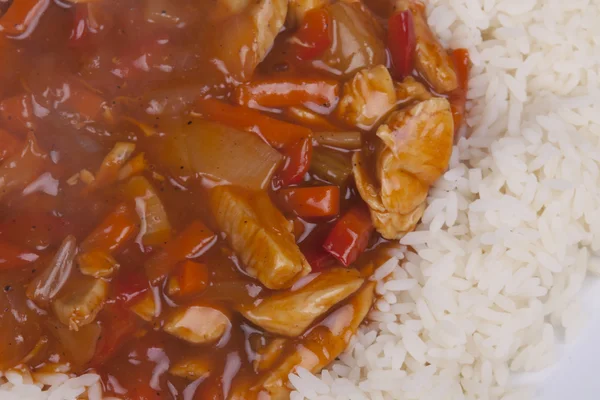 Süß-saures Huhn mit Reis. — Stockfoto