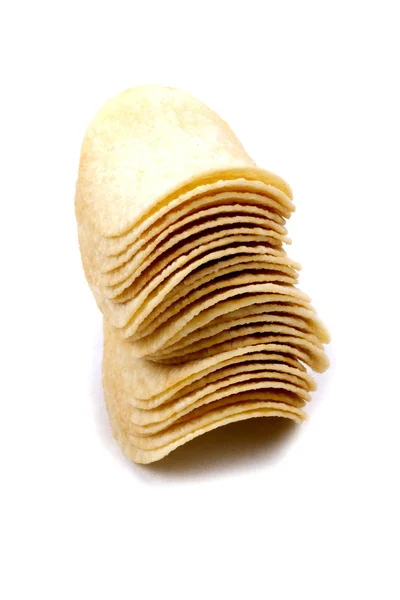 Croustilles de pommes de terre (chips) sur fond blanc — Photo