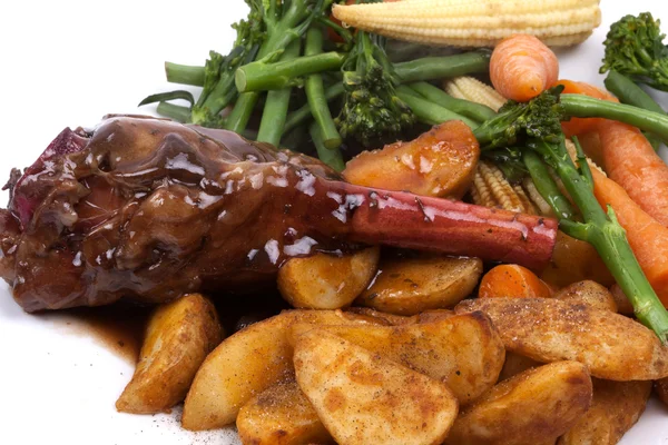 Vástago de cordero con verduras —  Fotos de Stock