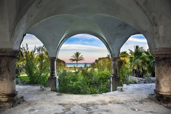 Villa am Strand — Stockfoto