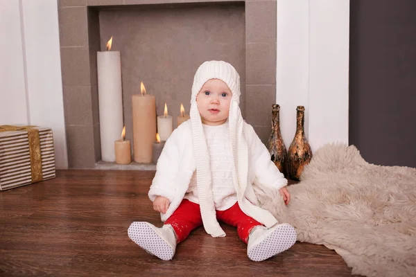 Happy baby smile near the Christmas tree — Stock Photo, Image