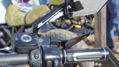 Motorun tasarım detaylarını kapat