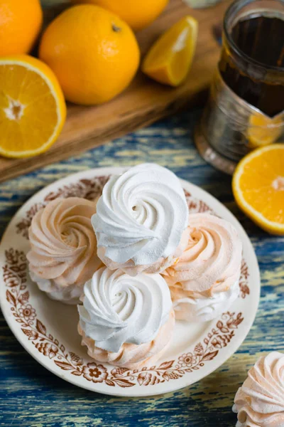 Delicioso Malvavisco Con Relleno Naranja Plato Vintage Naranja Rodajas Una — Foto de Stock