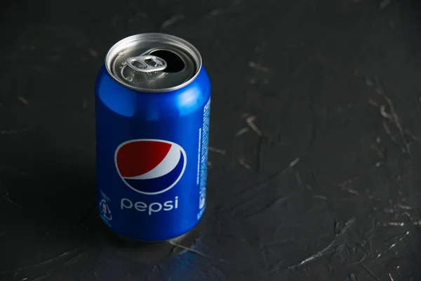 Ukraine Chernihiv June 2022 Open Jar Cold Drink Pepsi Gray — Stock Photo, Image