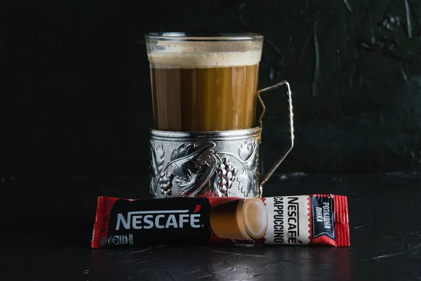 Ukraina Chernihiv Juni 2022 Kopi Instan Nescafe Cappuccino Dengan Latar — Stok Foto
