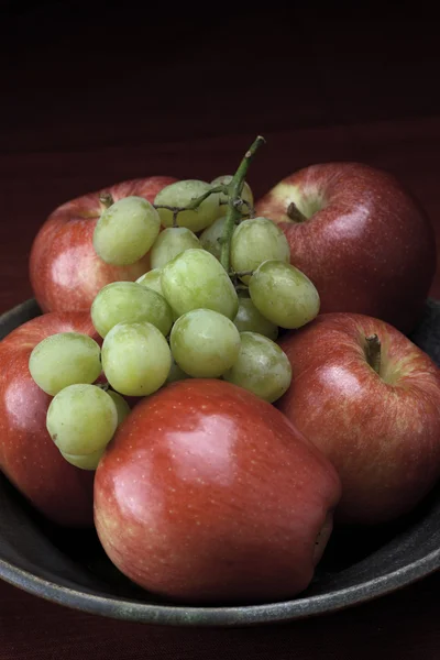 Bowl of fruit. — Stock Photo, Image