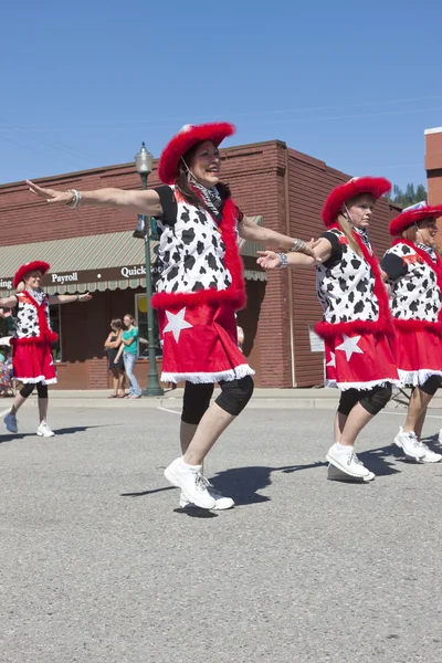 Cowgirls on parade. — Stock Photo, Image