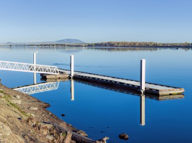 Sakin columbia Nehri.