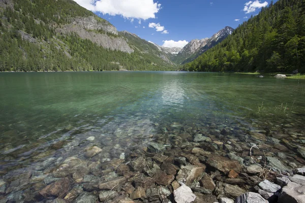 Lake MacDonald in Montana. — Stock Photo, Image