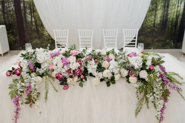 Flowers Decoration Wedding Reception Table Restaurant Close Flowers Bouquet Table — Stockfoto