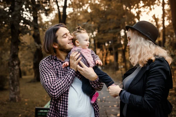 Happy Smiling Family Walking Autumn Park Father Mother Month Old — Foto Stock