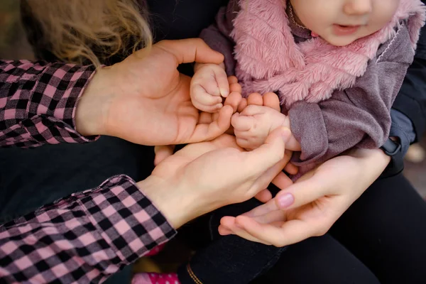 Close Father Mother Holding Months Baby Girl Hands Concept Happy — Stockfoto