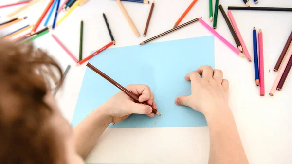 Top View Boy Kid Hands Who Painting Blue Paper Table — Fotografia de Stock