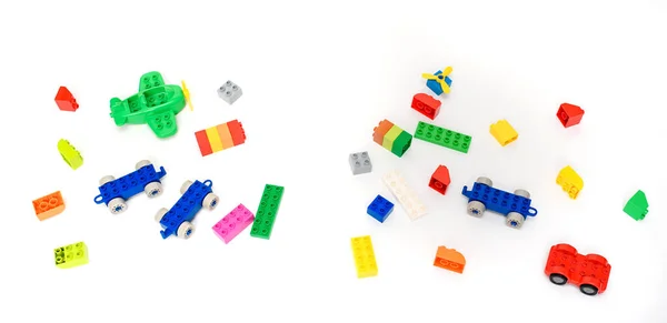 Feche Mãos Garoto Brincando Com Brinquedos Pretos Fundo Branco Copiar — Fotografia de Stock