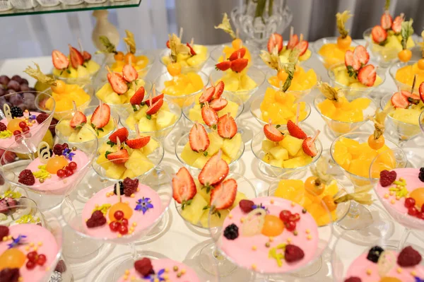 Esküvői Fogadás Party Cukorka Bar Édes Asztal — Stock Fotó