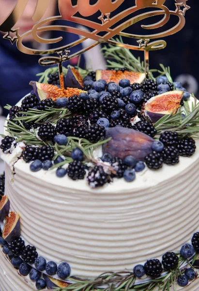 Meyveli güzel pasta