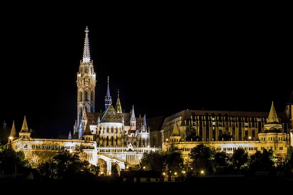 Mátiás-templom e Pescadores Bastião Budapeste Imagem De Stock