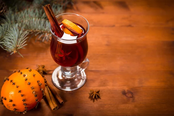 Bakgrund med glögg och orange — Stockfoto