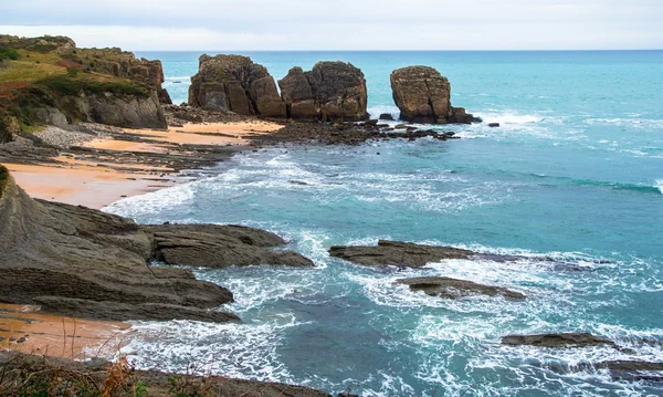 Scogliere nel mare — Foto Stock