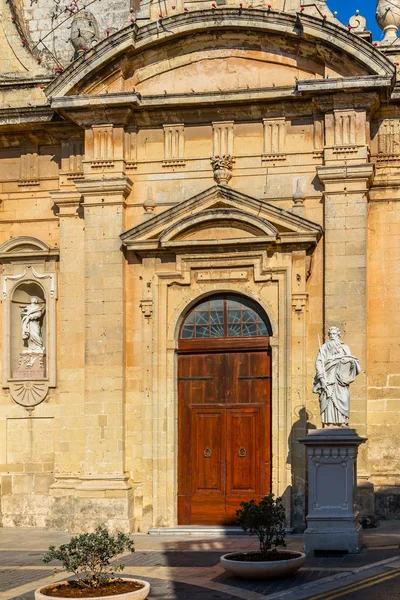 Дверь церкви Святого Павла — стоковое фото