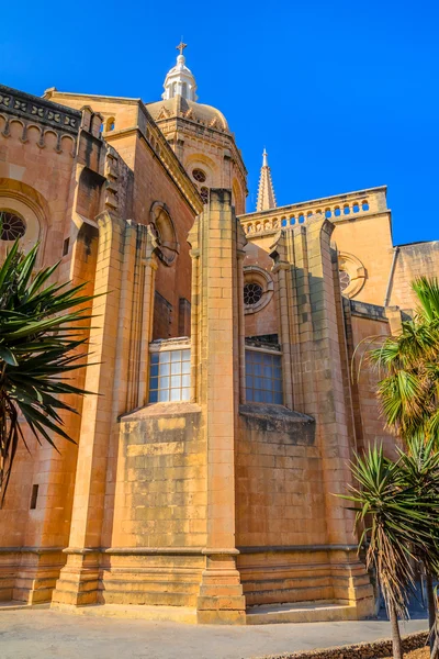 Għajnsielem Kościół Wróć — Zdjęcie stockowe